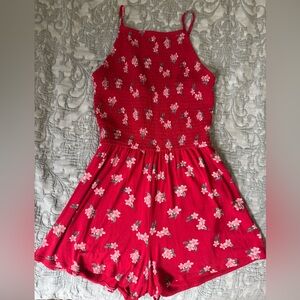 Hollister strappy fitted shorts romper size S red floral print
